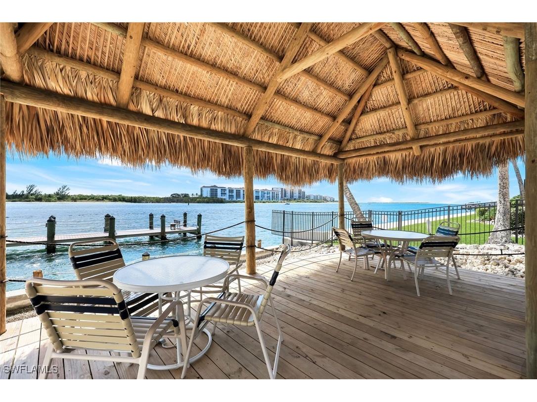 60 Pelican Street W #407 Naples FL 34113 225075464 image5