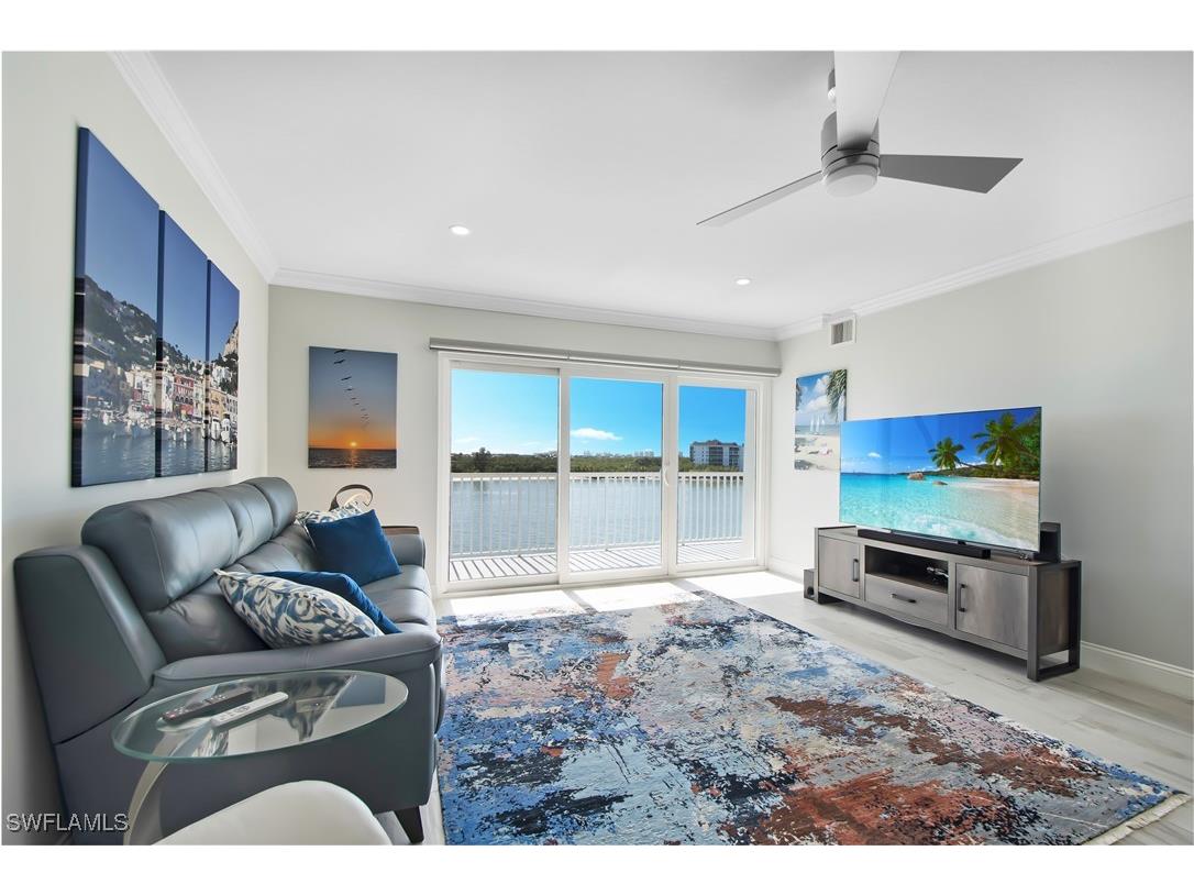 60 Pelican Street W #505 Naples FL 34113 226002160 image3