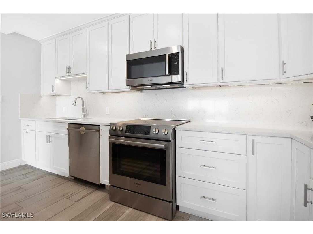 60 Pelican Street W #505 Naples FL 34113 226002160 image9