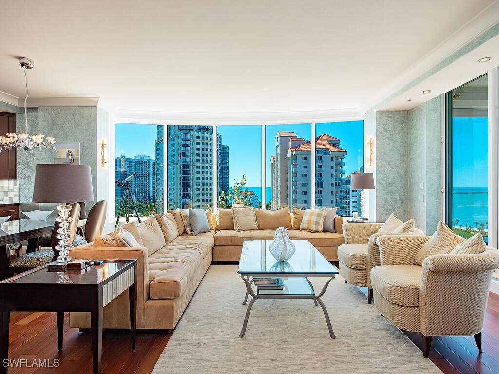 60 Seagate Drive #1001 Naples FL 34103 226005540 image1