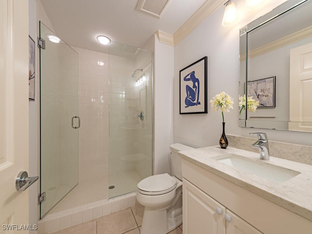60 Seagate Drive #1205 Naples FL 34103 226004594 image10