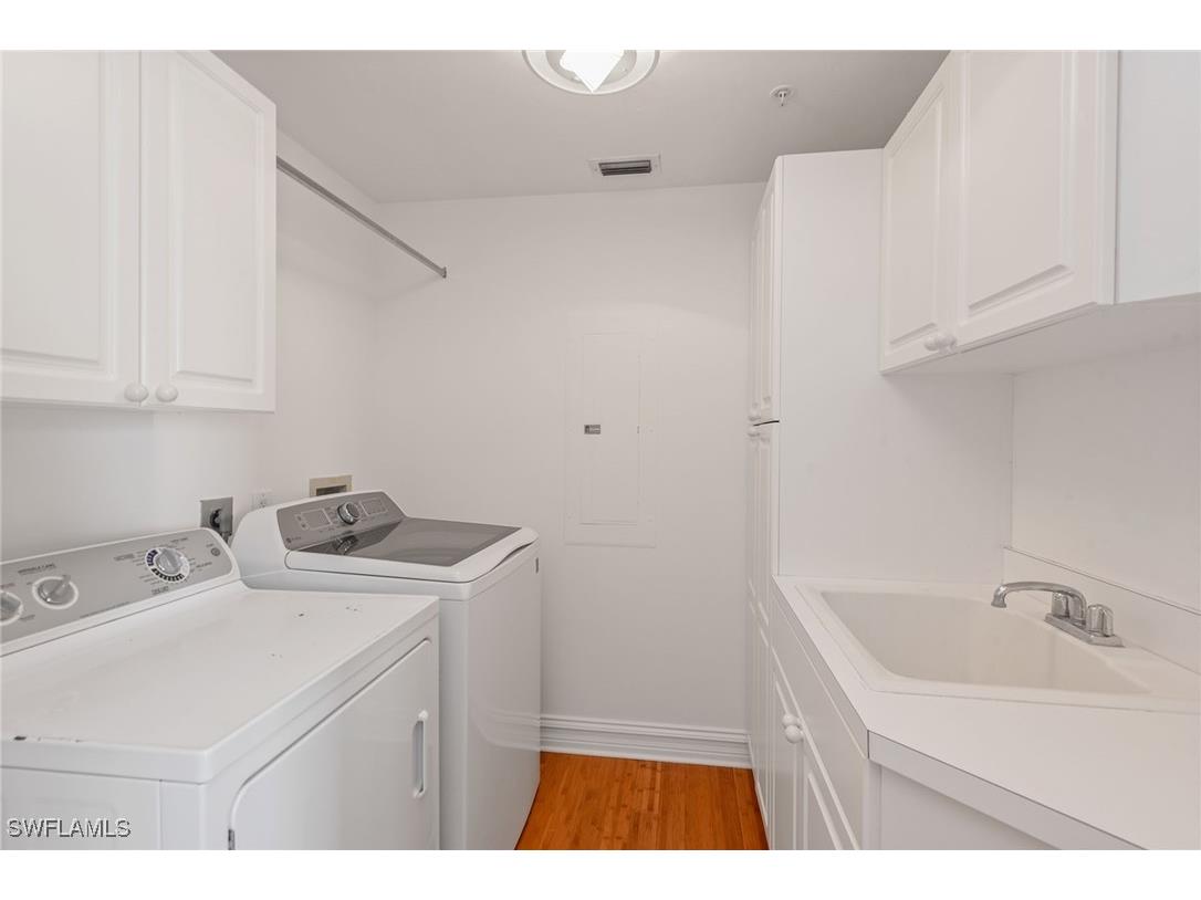 60 Seagate Drive #1606 Naples FL 34103 225082887 image30