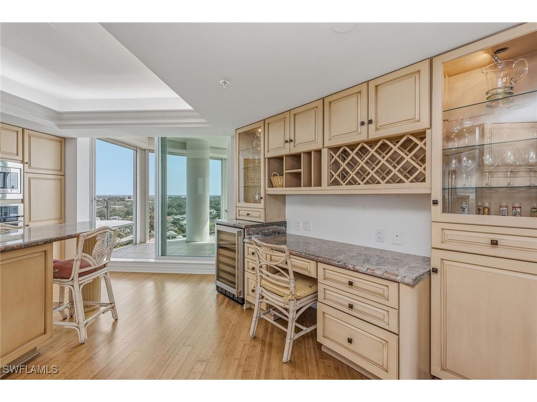 60 Seagate Drive #1606 Naples FL 34103 225082887 image9