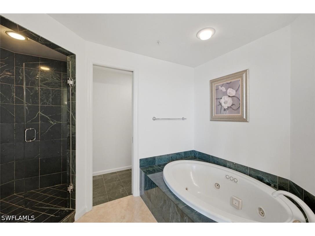60 Seagate Drive #1606 Naples FL 34103 226027089 image21