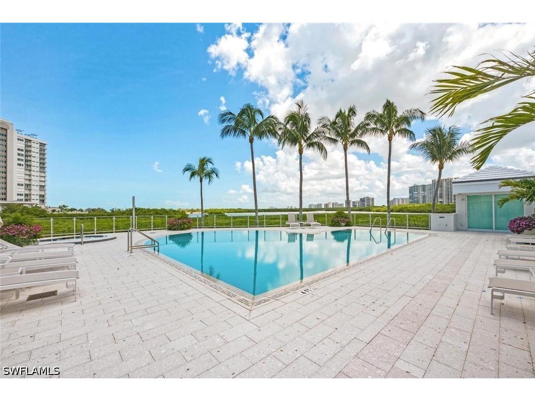 60 Seagate Drive #1606 Naples FL 34103 226027089 image41