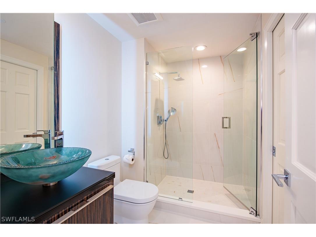 60 Seagate Drive #1702 Naples FL 34103 226006511 image11