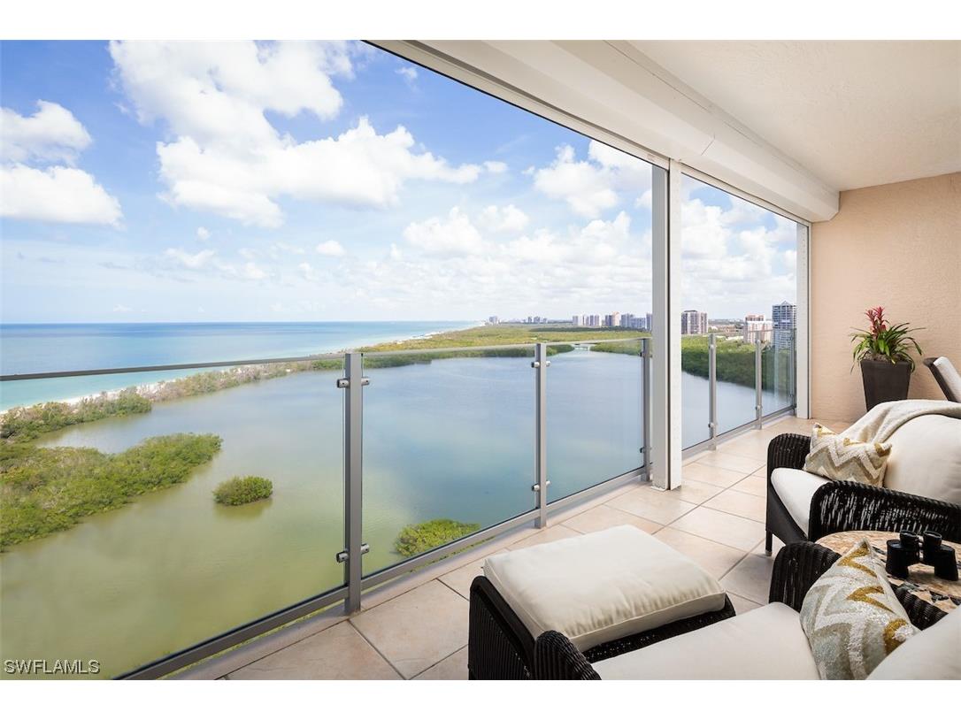 60 Seagate Drive #1703 Naples FL 34103 223027971 image1