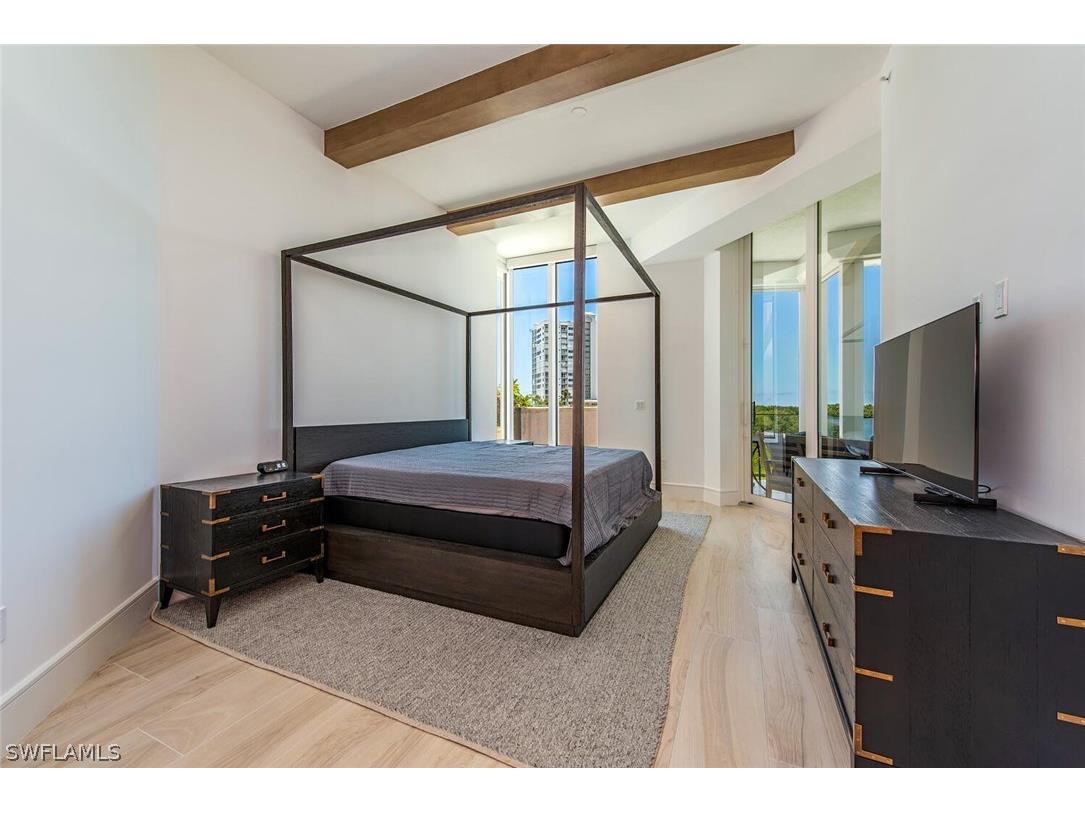 60 Seagate Drive #305 Naples FL 34103 226007858 image15