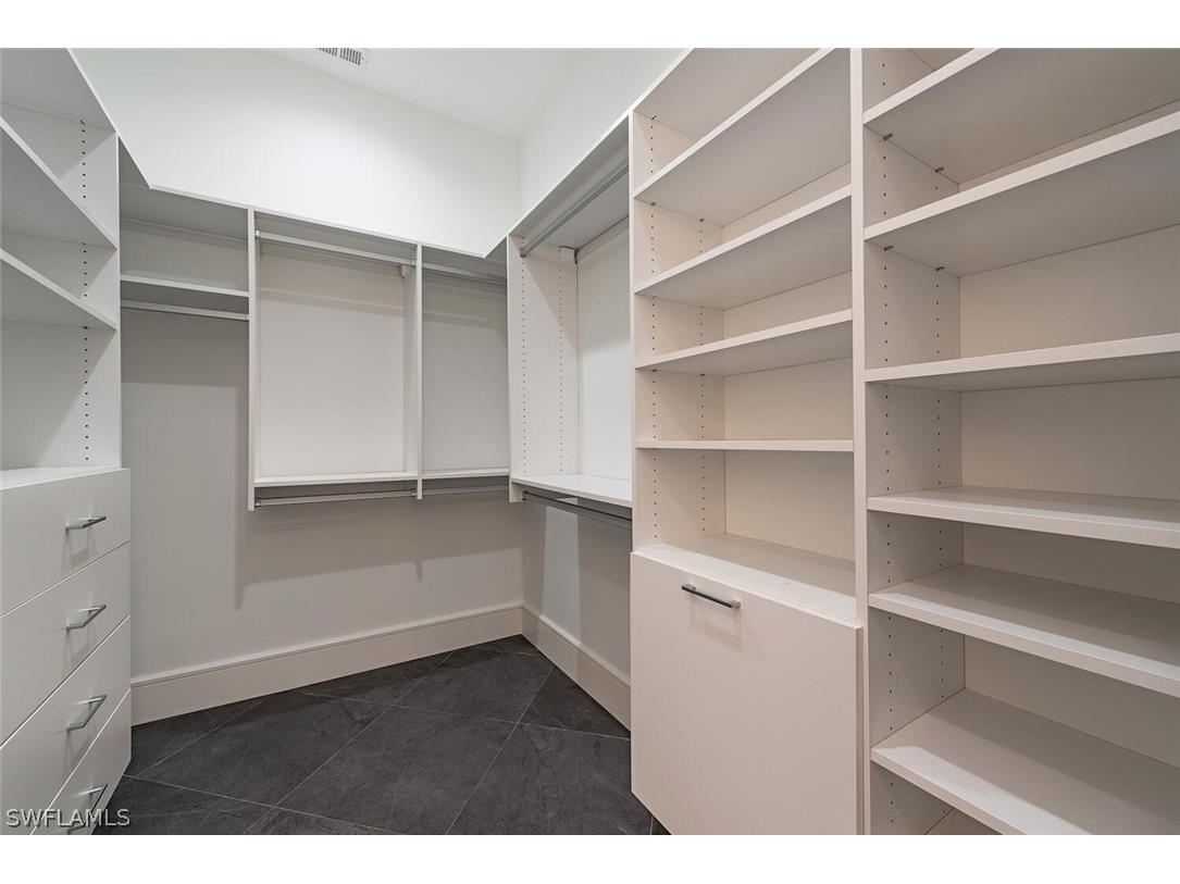 60 Seagate Drive #305 Naples FL 34103 226007858 image17