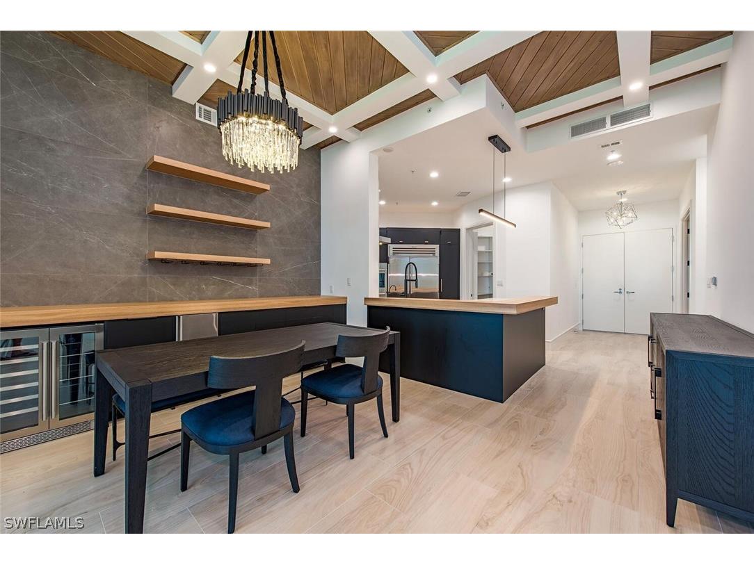 60 Seagate Drive #305 Naples FL 34103 226007858 image7