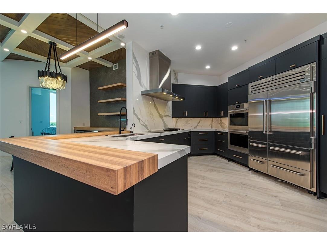 60 Seagate Drive #305 Naples FL 34103 226007858 image8