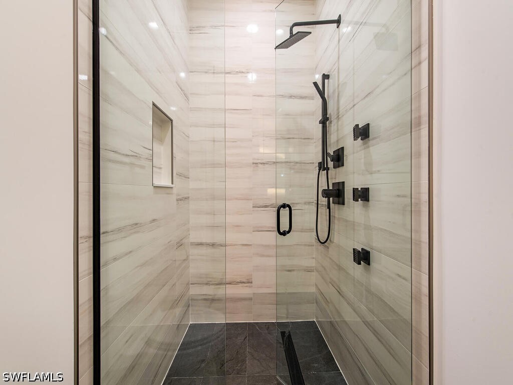 60 Seagate Drive #305 Naples FL 34103 226023498 image19