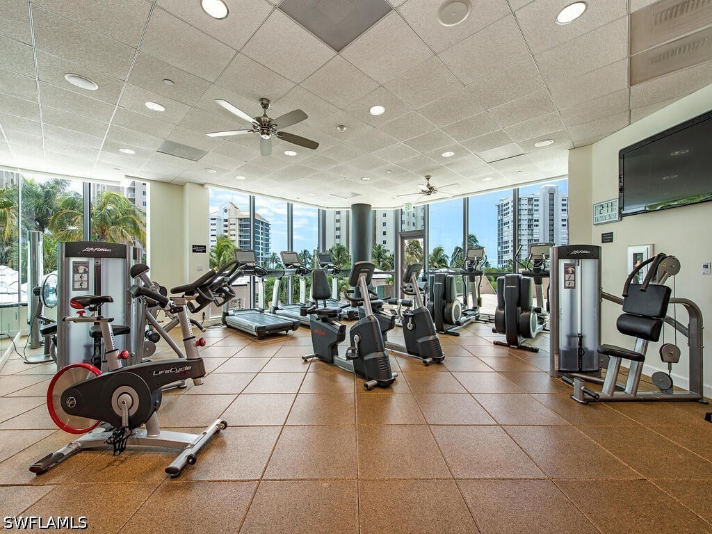 60 Seagate Drive #305 Naples FL 34103 226023498 image25
