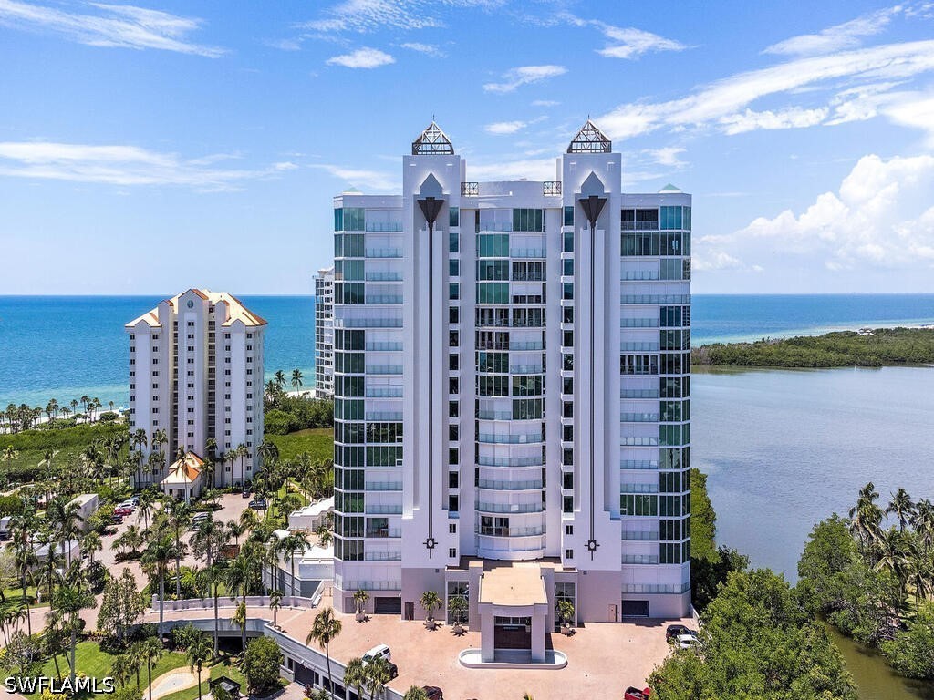 60 Seagate Drive #305 Naples FL 34103 226023498 image27