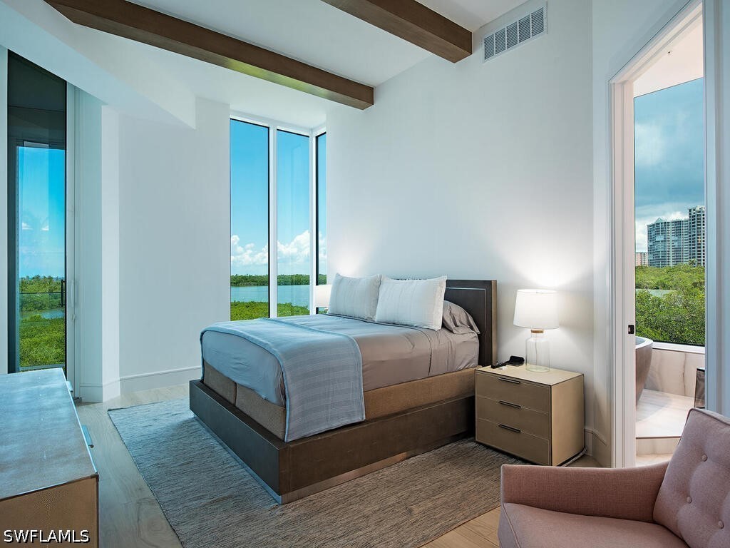 60 Seagate Drive #305 Naples FL 34103 226023503 image10