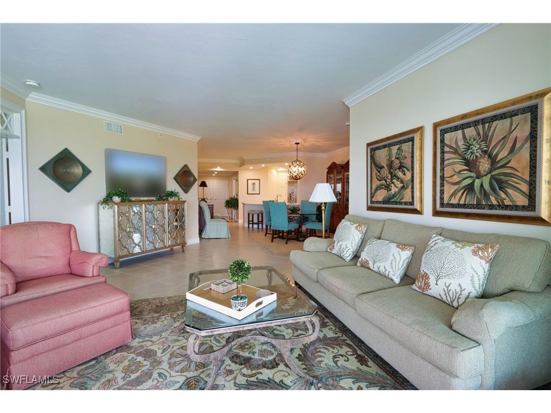 60 Seagate Drive #402 Naples FL 34103 225039284 image5