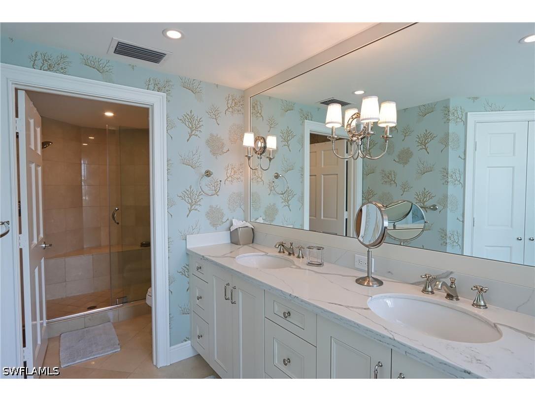 60 Seagate Drive #402 Naples FL 34103 226015549 image15