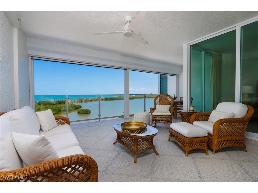 60 Seagate Drive #704 Naples FL 34103 225045328 image1