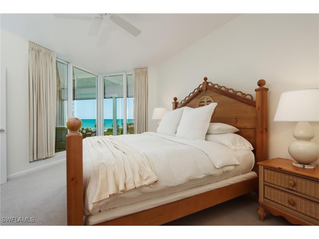 60 Seagate Drive #704 Naples FL 34103 225045328 image13