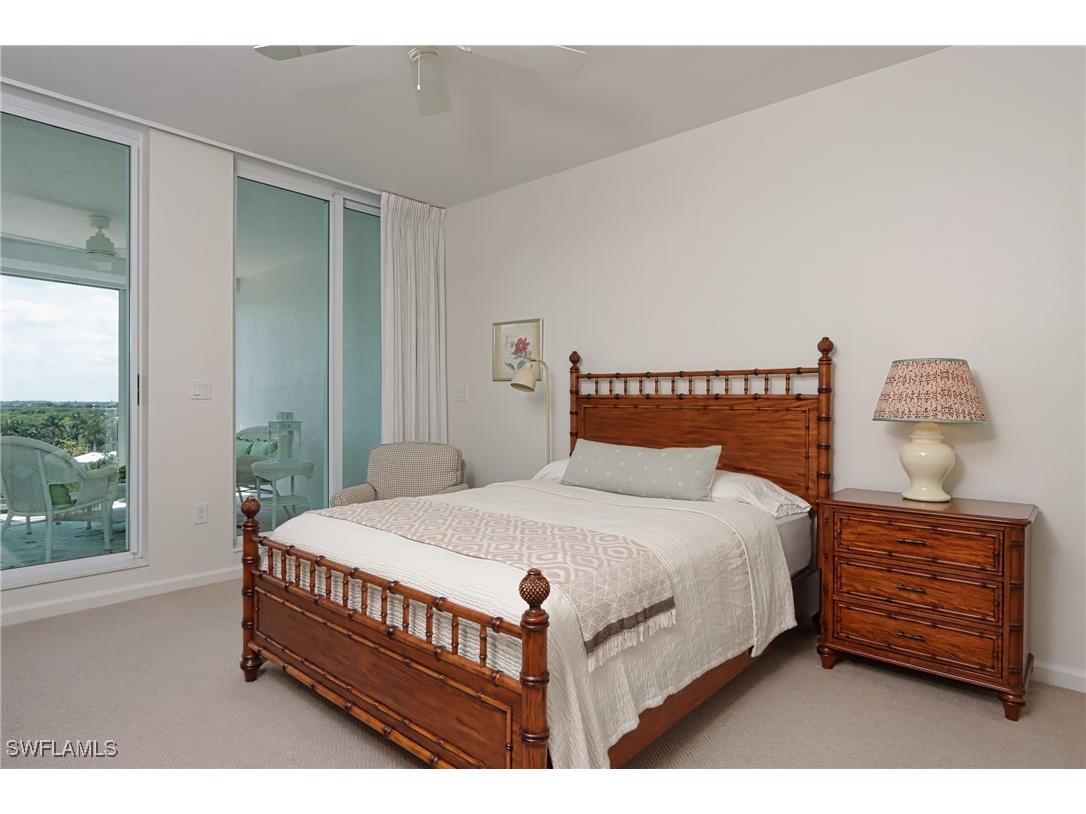 60 Seagate Drive #704 Naples FL 34103 225045328 image16