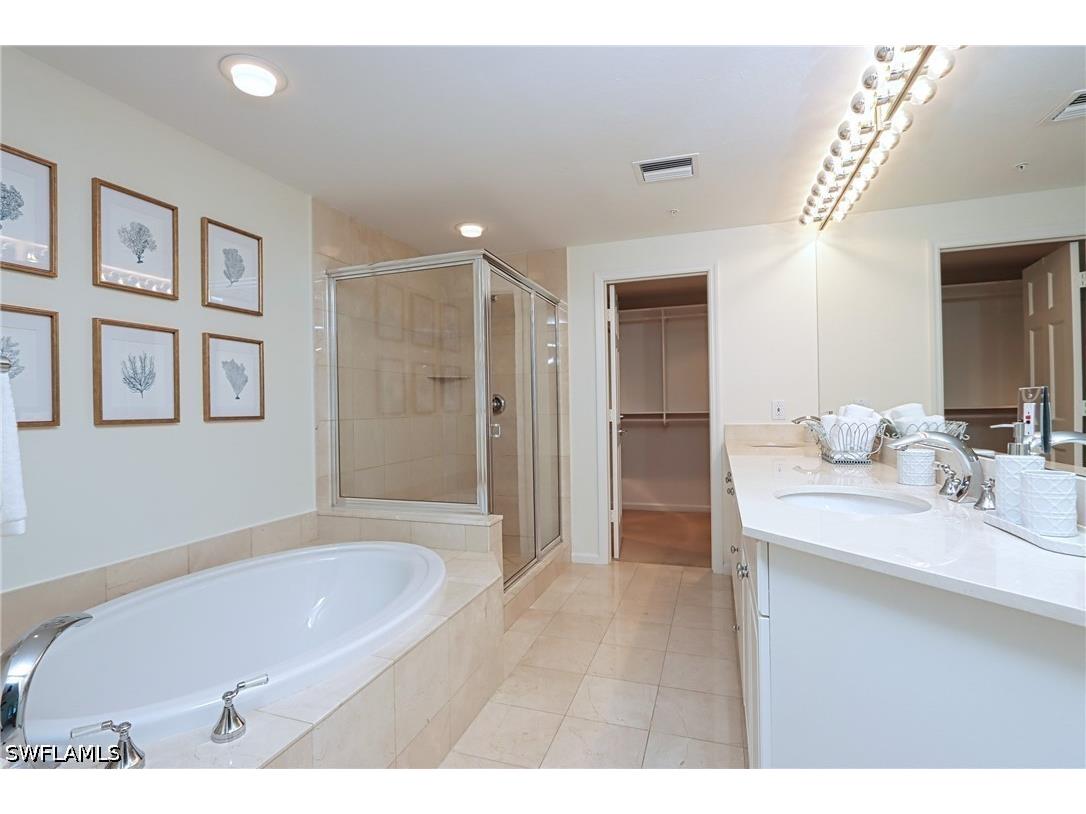 60 Seagate Drive #704 Naples FL 34103 226015553 image15