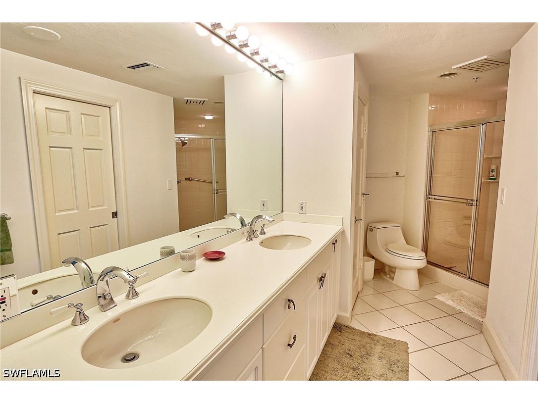 60 Seagate Drive #805 Naples FL 34103 226014356 image17
