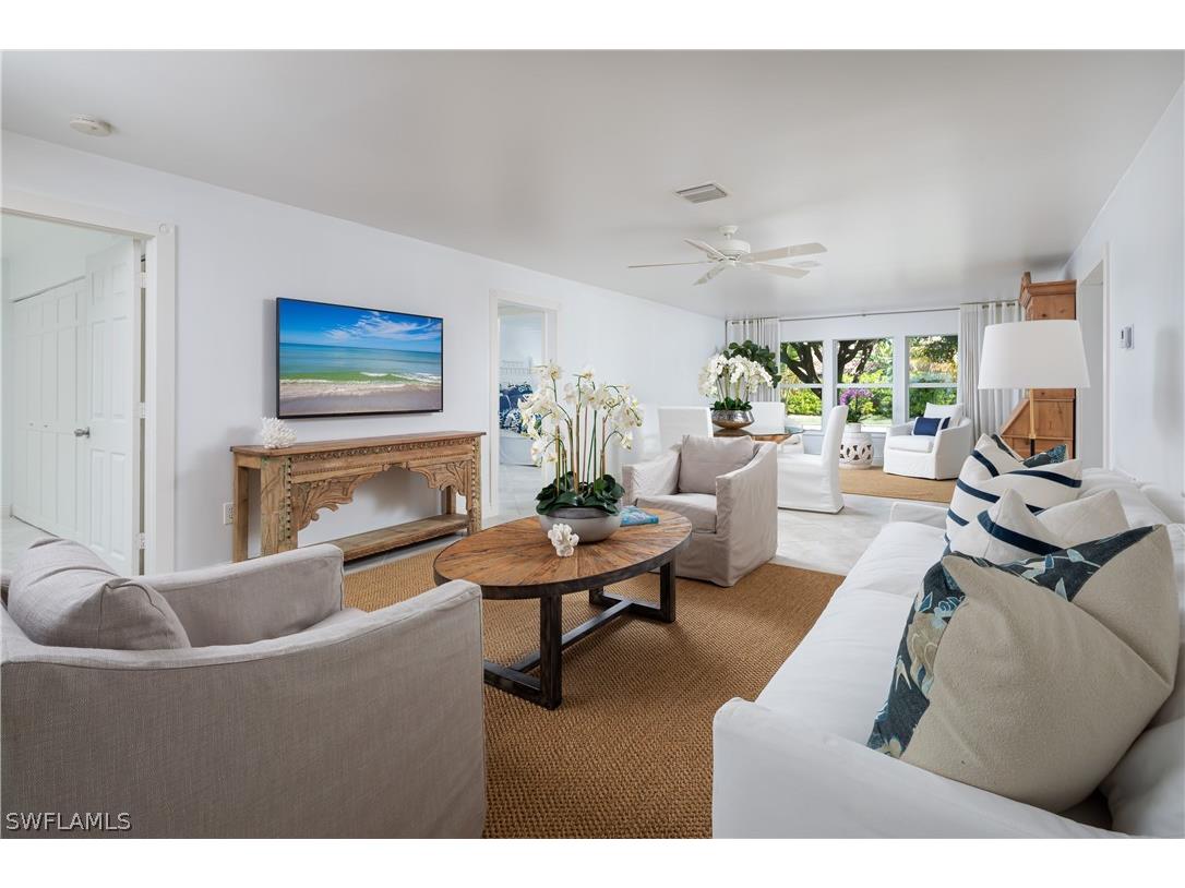 600 3rd Street S #2 Naples FL 34102 226009247 image1