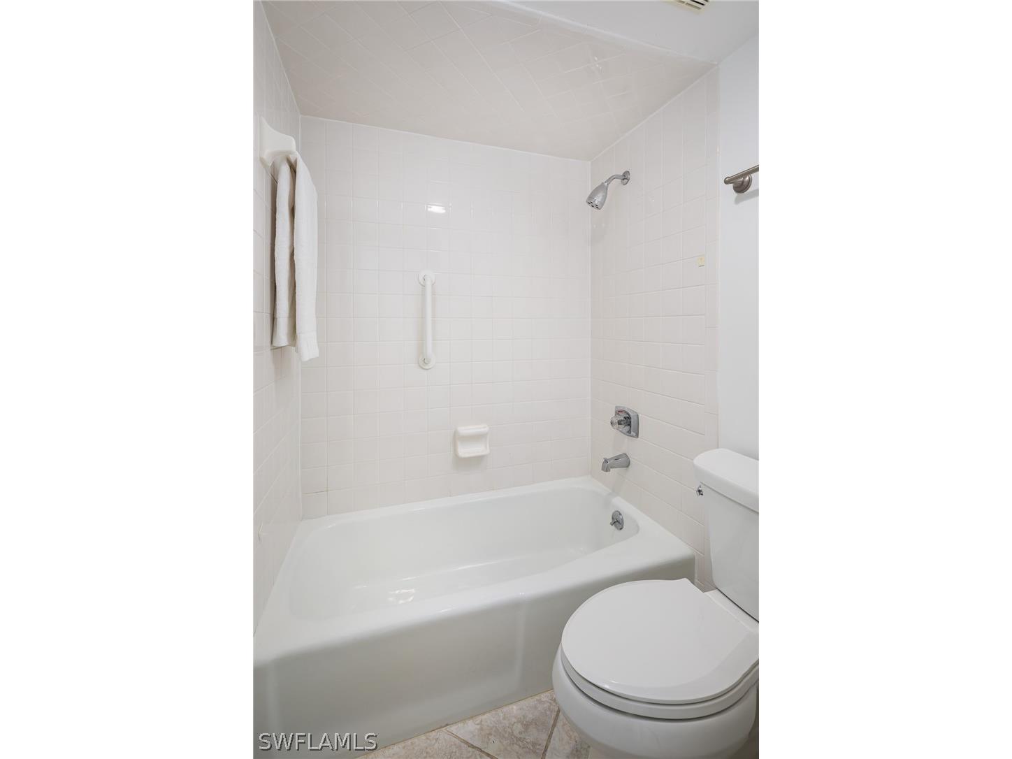 600 3rd Street S #2 Naples FL 34102 226009247 image11