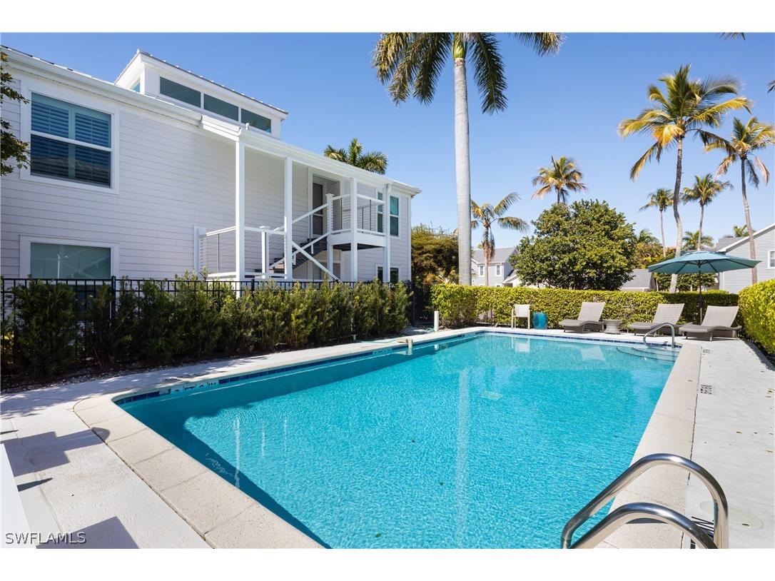 600 3rd Street S #2 Naples FL 34102 226009247 image16