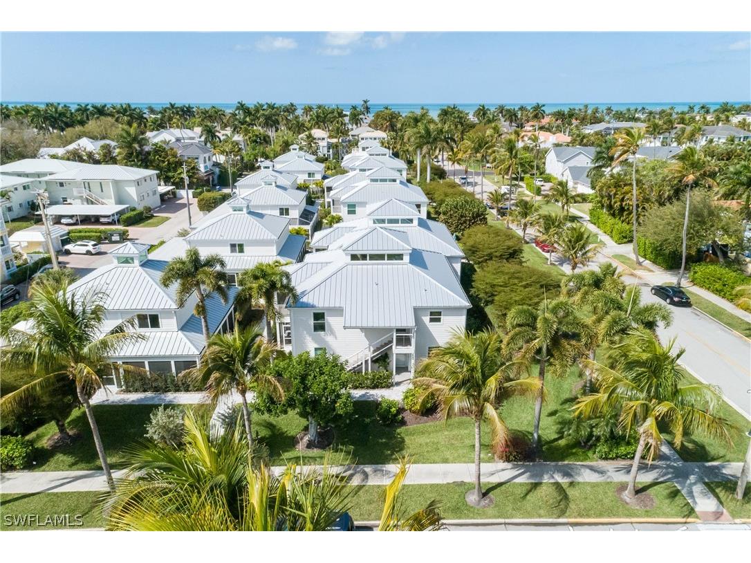 600 3rd Street S #2 Naples FL 34102 226009247 image18