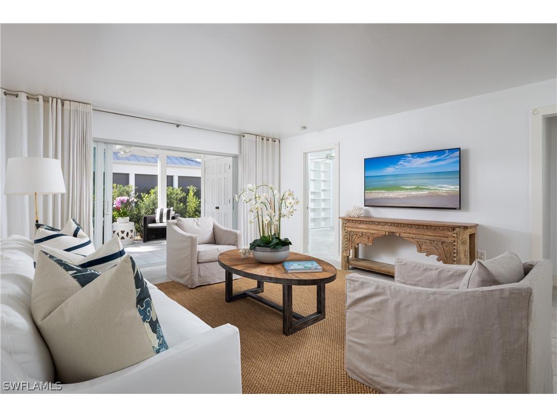 600 3rd Street S #2 Naples FL 34102 226009247 image3