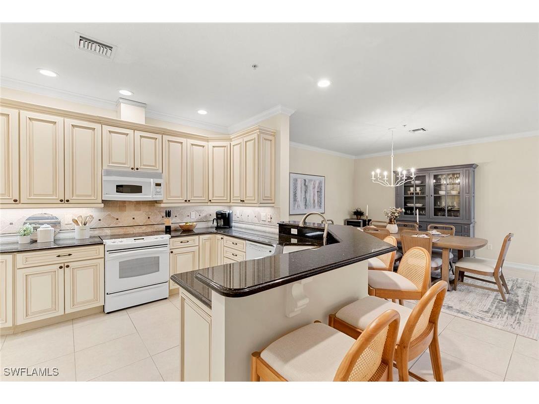 600 5th Avenue S #A211 Naples FL 34102 225077043 image11