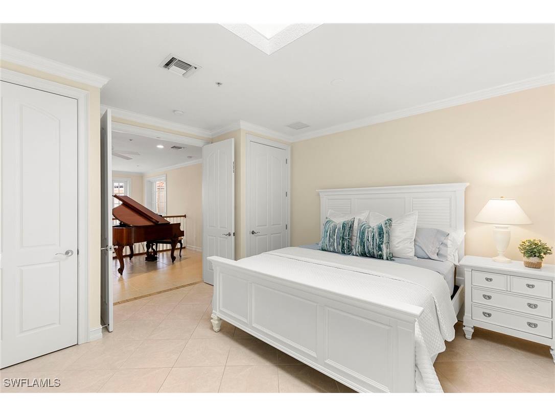 600 5th Avenue S #A211 Naples FL 34102 225077043 image20