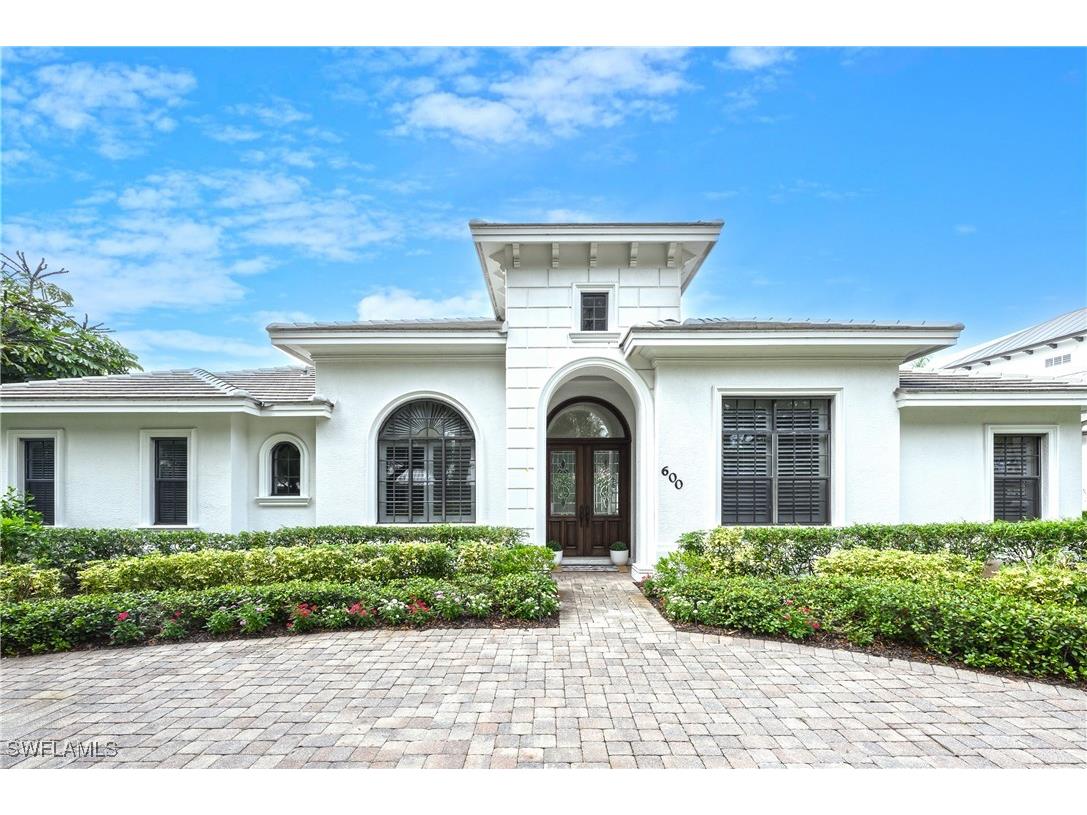 600 6th Avenue N Naples FL 34102 225073152 image2