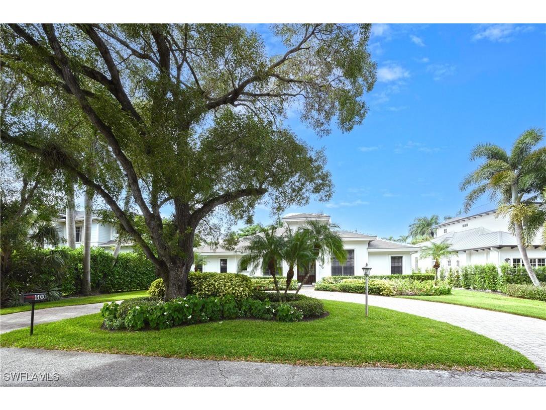 600 6th Avenue N Naples FL 34102 225073152 image4