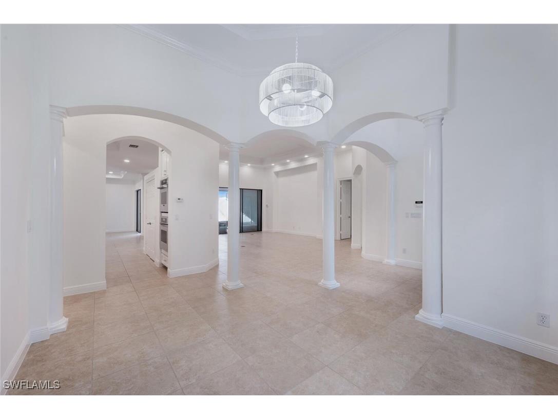 600 6th Avenue N Naples FL 34102 225076526 image13