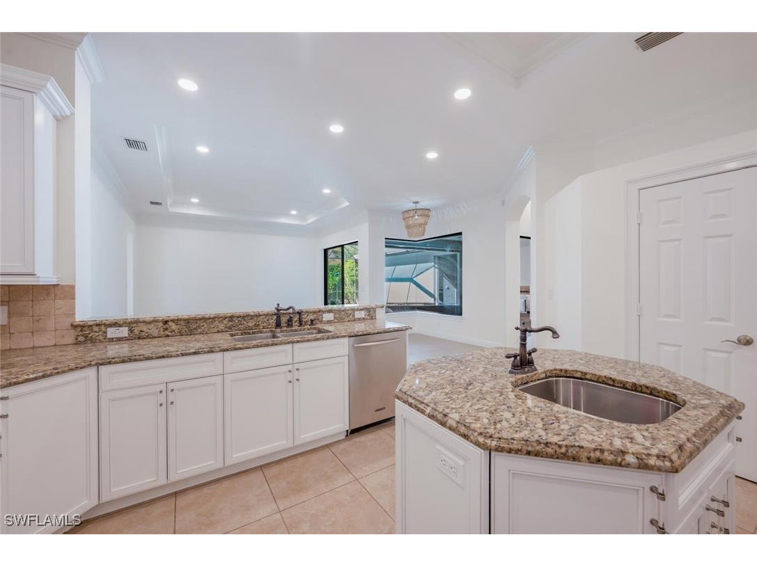 600 6th Avenue N Naples FL 34102 225076526 image17