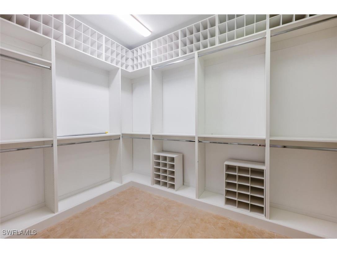 600 6th Avenue N Naples FL 34102 225076526 image28