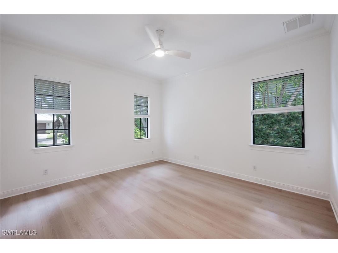 600 6th Avenue N Naples FL 34102 225076526 image32