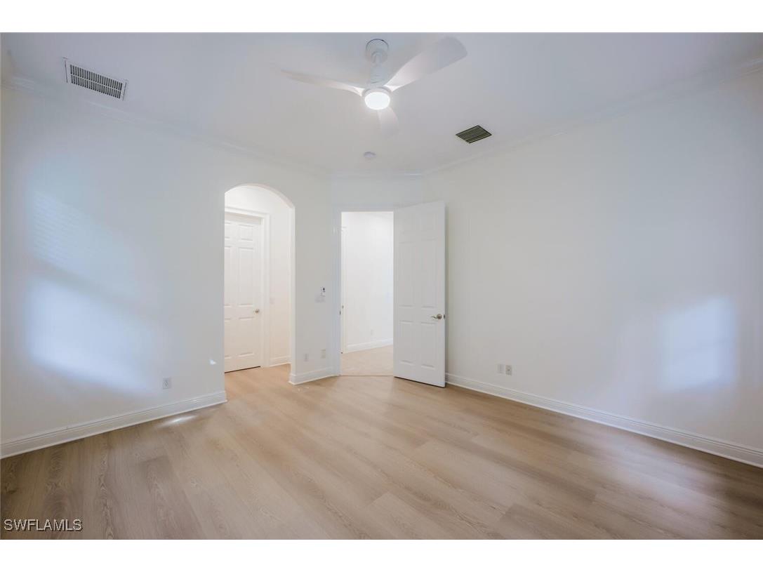 600 6th Avenue N Naples FL 34102 225076526 image33