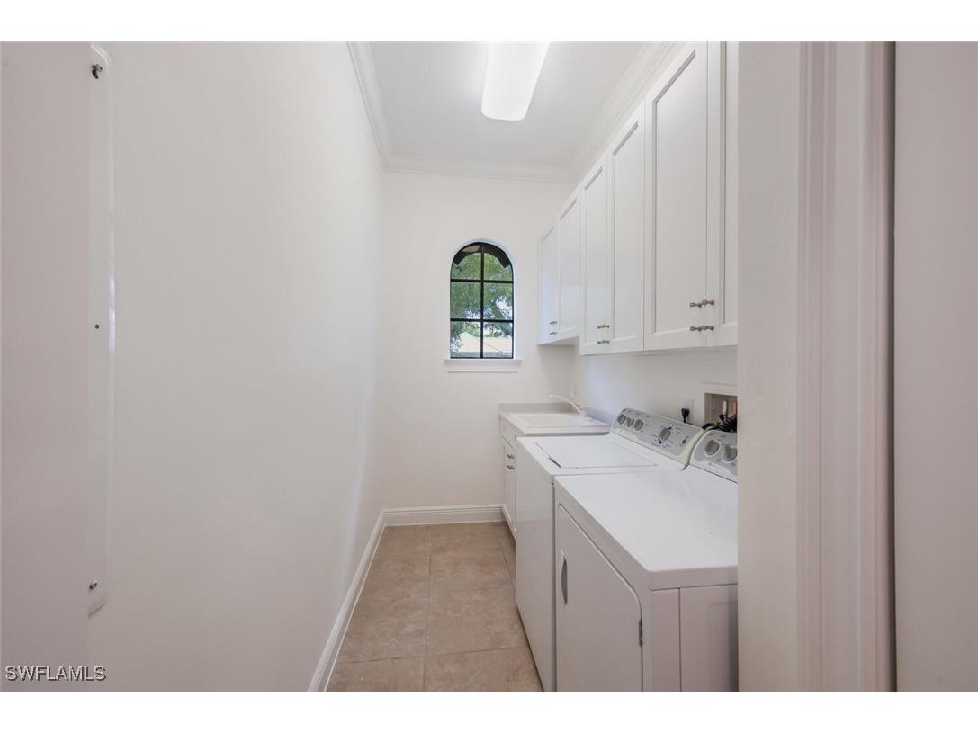 600 6th Avenue N Naples FL 34102 225076526 image35