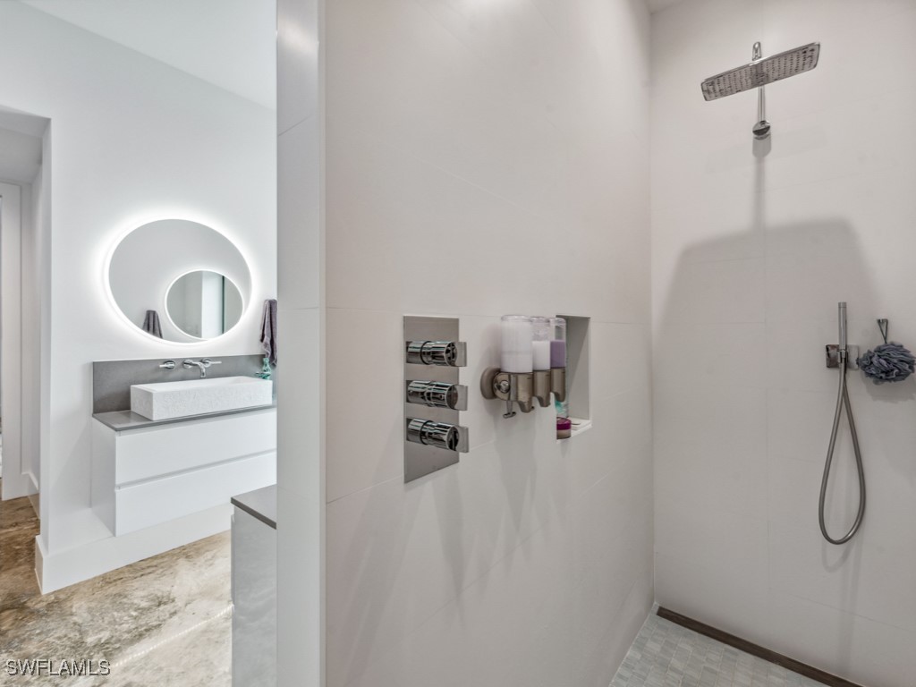 600 Crescent Street Marco Island FL 34145 225077800 image22