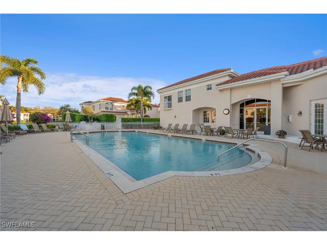 600 L Ambiance Circle #203 Naples FL 34108 226001024 image16