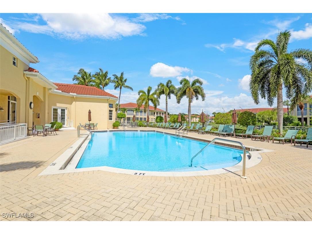 600 L Ambiance Circle #6 Naples FL 34108 225064905 image15