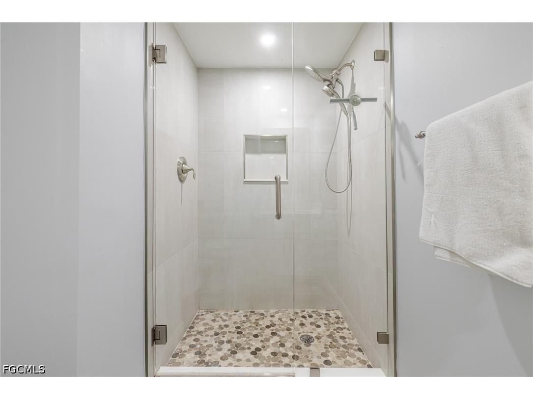600 Misty Pines Circle #104 Naples FL 34105 2026022557 image20