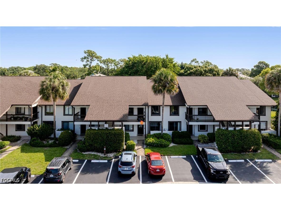 600 Misty Pines Circle #104 Naples FL 34105 2026022557 image30