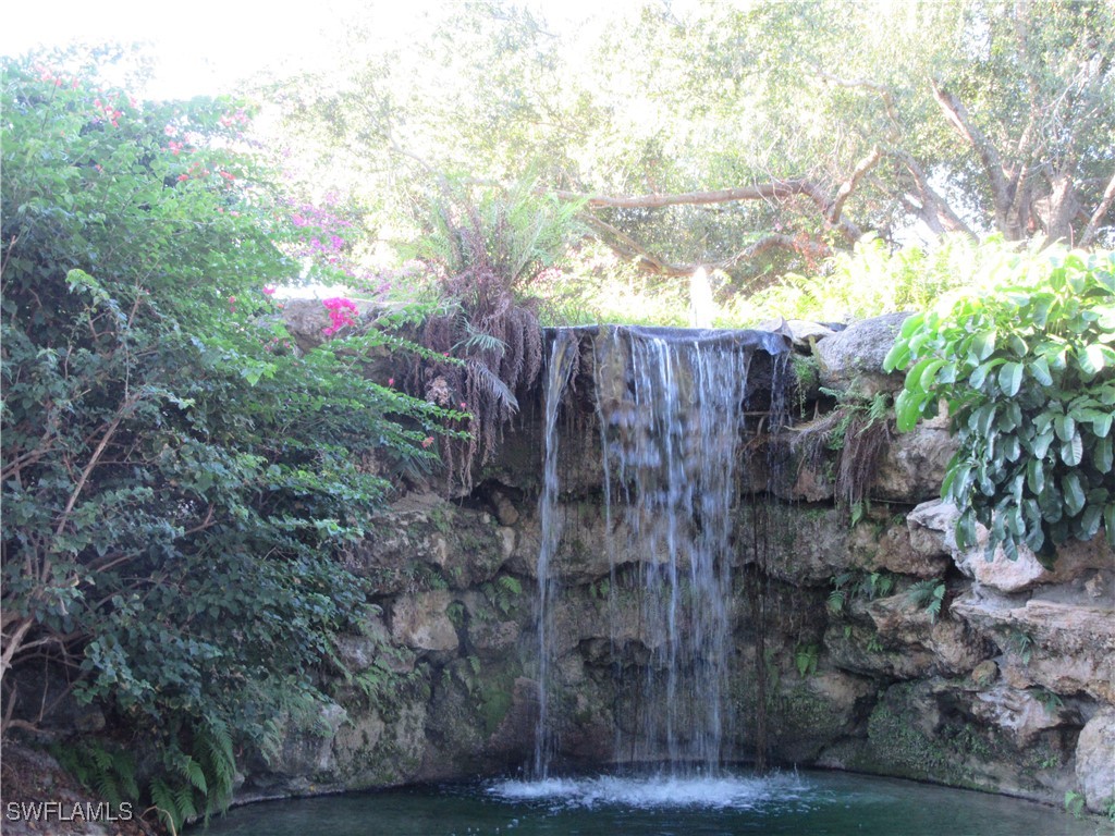 600 Neapolitan Way #211 Naples FL 34103 225076083 image13