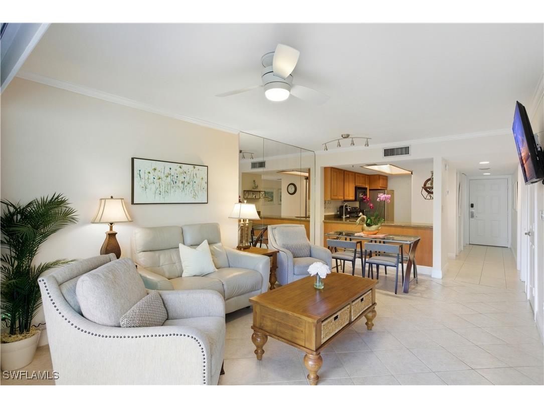 600 Neapolitan Way #105 Naples FL 34103 225077932 image2