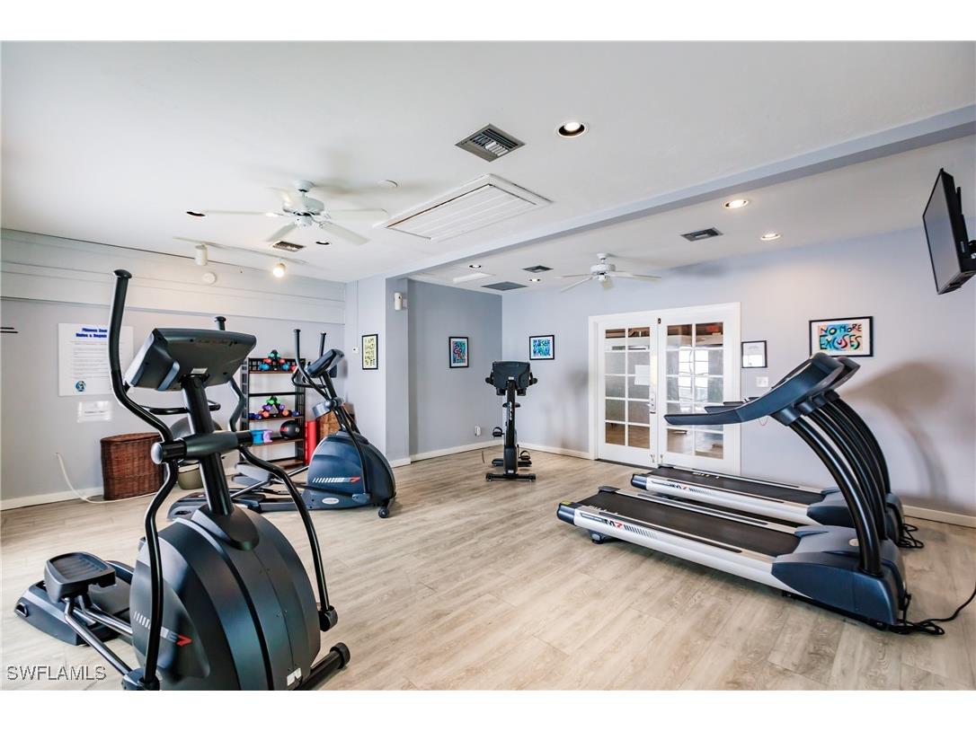 600 Neapolitan Way #105 Naples FL 34103 225077932 image30