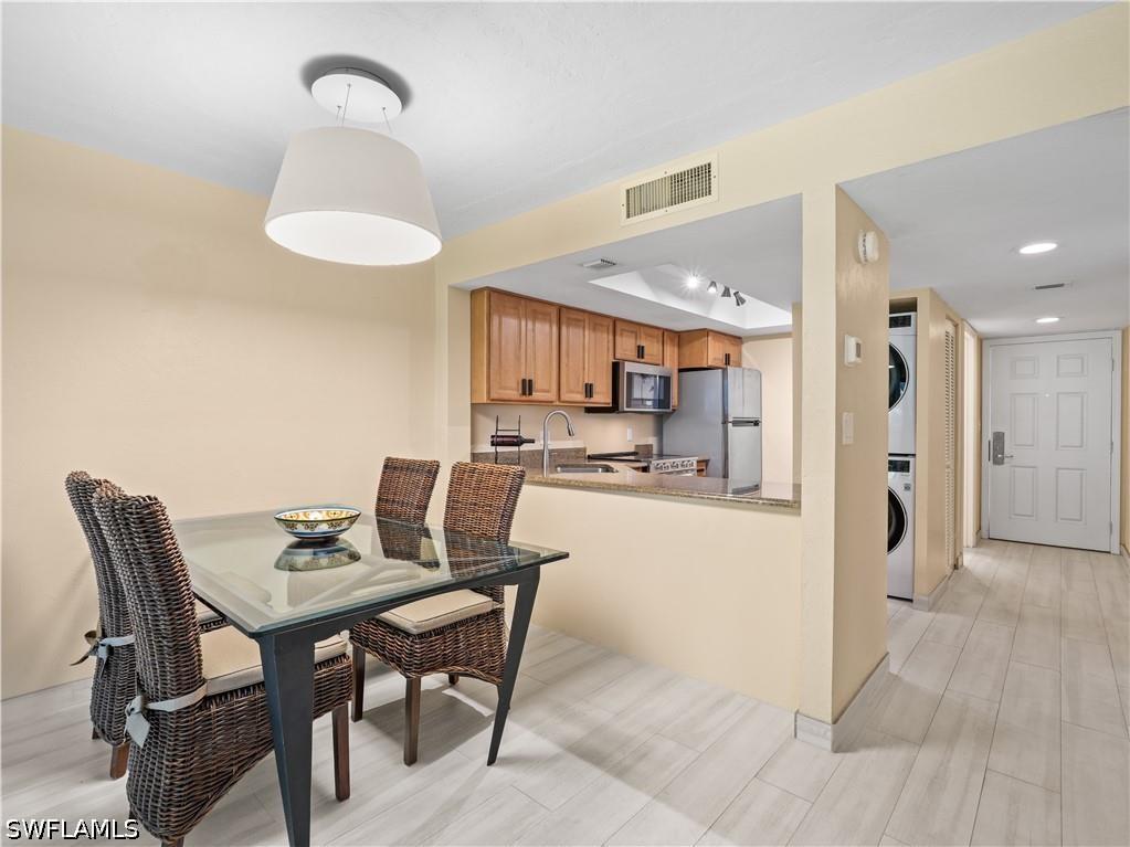 600 Neapolitan Way #127 Naples FL 34103 226012844 image6